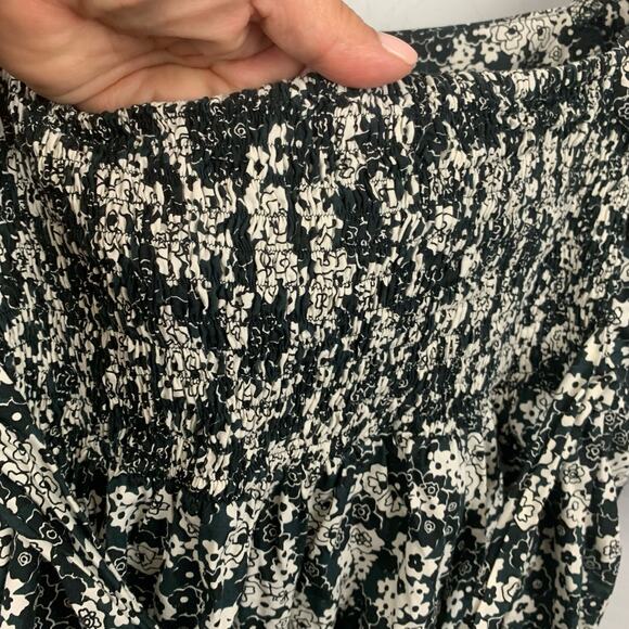 Faithful The Brand Dress Large Black Cream Floral Mini Smocked Romantic - Picture 4 of 10